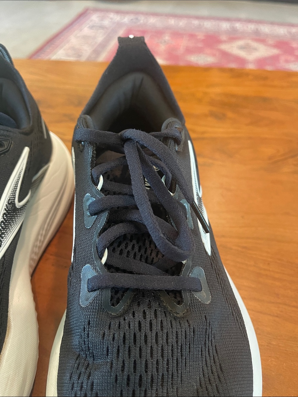 Glycerin 22 Brooks Black and White Running Shoes - Picture 13 of 14